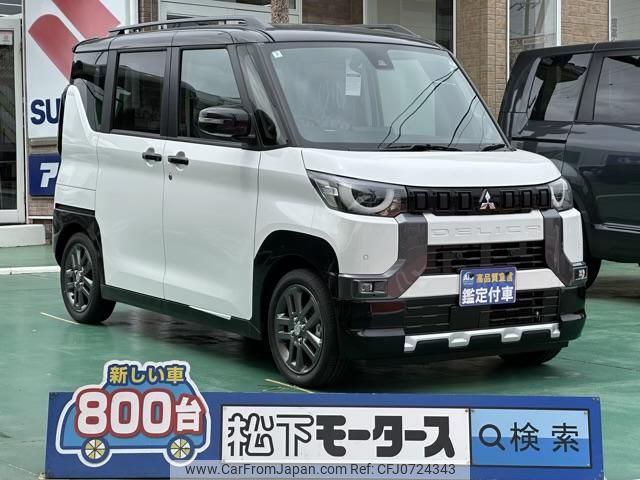 mitsubishi delica 2024 GOO_JP_700060017330250203021 image 1