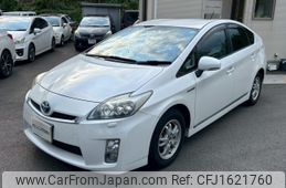 toyota prius 2011 CFJ1621760