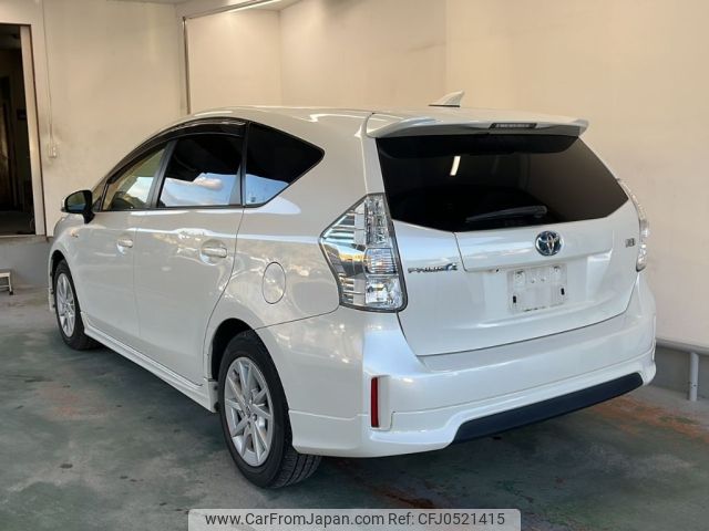 toyota prius-α 2013 -TOYOTA--Prius α ZVW41W-3240562---TOYOTA--Prius α ZVW41W-3240562- image 2