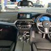 bmw 5-series 2017 quick_quick_JL20_WBAJL320X0G635564 image 3