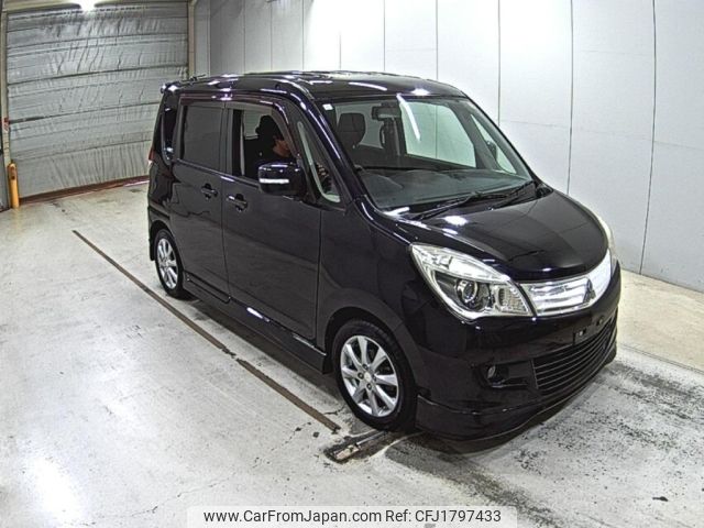 mitsubishi delica-d2 2013 CFJ1797433 image 1