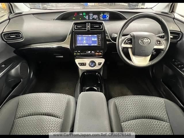 toyota prius 2018 quick_quick_DAA-ZVW50_ZVW50-6125349 image 2