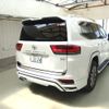 toyota land-cruiser 2023 CFJ1653869 image 3
