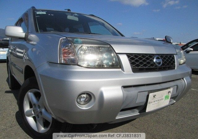 nissan x-trail 2005 REALMOTOR_RK2019110017M-17 image 2