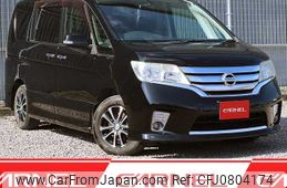 nissan serena 2012 O11521