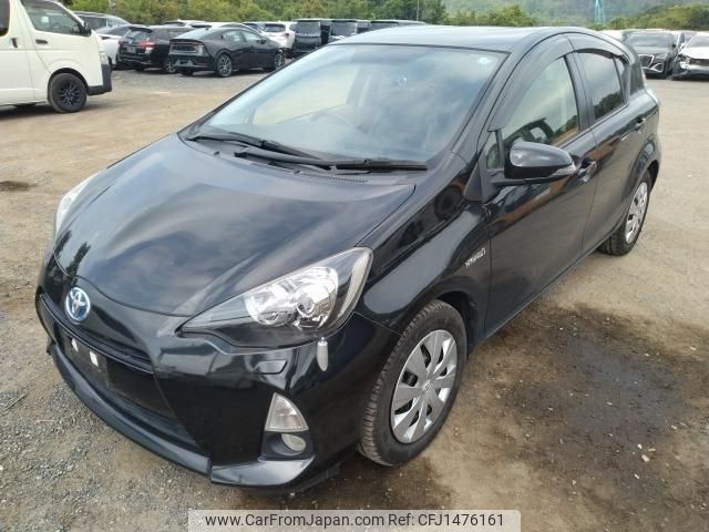 toyota aqua 2013 CFJ1476161 image 1