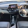 toyota c-hr 2017 -TOYOTA--C-HR DAA-ZYX10--ZYX10-2019197---TOYOTA--C-HR DAA-ZYX10--ZYX10-2019197- image 2