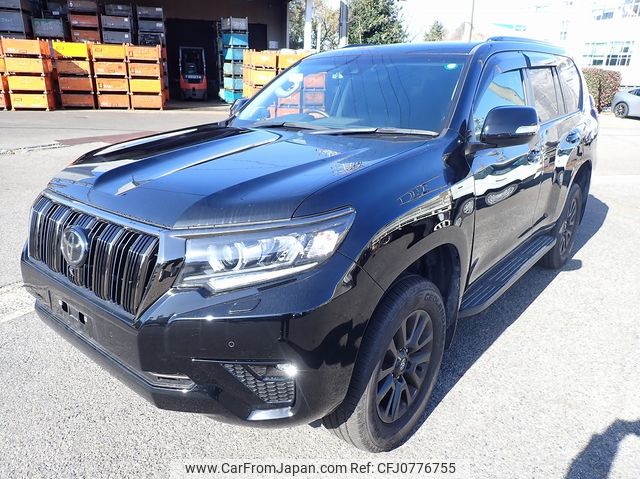 toyota land-cruiser-prado 2021 24233005 image 1