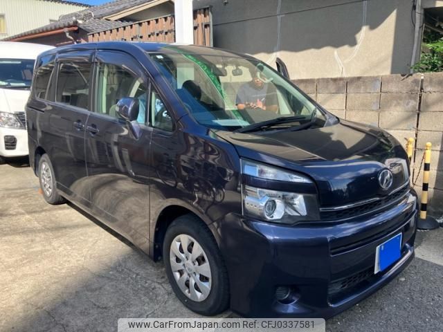 toyota voxy 2011 -TOYOTA--Voxy DBA-ZRR70G--ZRR70-0388246---TOYOTA--Voxy DBA-ZRR70G--ZRR70-0388246- image 2