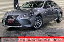 lexus is 2016 CFJ1870036