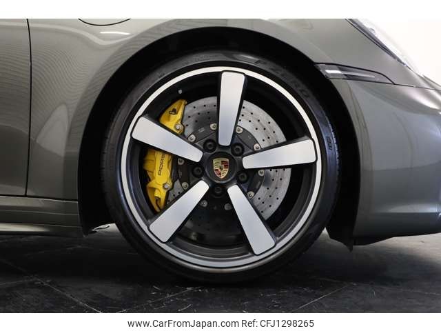 porsche 911 2019 -PORSCHE--Porsche 911 3BA-992L30--WP0ZZZ99ZLS215079---PORSCHE--Porsche 911 3BA-992L30--WP0ZZZ99ZLS215079- image 2