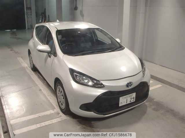 toyota aqua 2023 CFJ1586678 image 1
