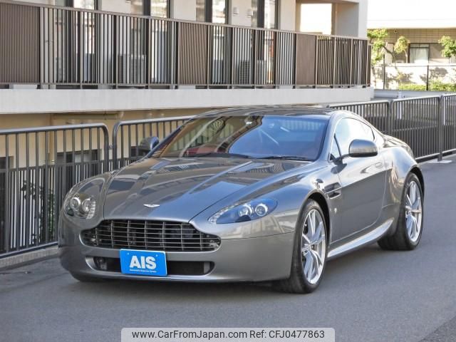 aston-martin v8-vantage 2010 quick_quick_FUMEI_SCFEEBACJAGC13682 image 1