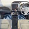 toyota noah 2018 CFJ1764033 image 3