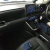 toyota noah 2022 CFJ1585410 image 3