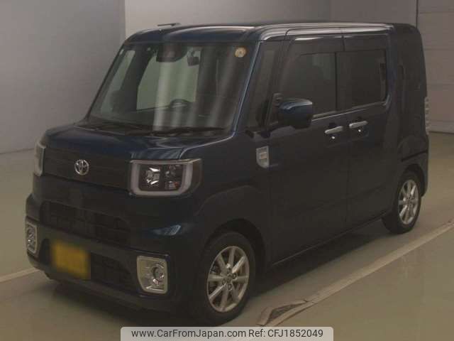 toyota pixis-mega 2021 CFJ1852049 image 1