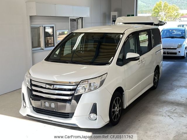 toyota noah 2014 -TOYOTA--Noah ZRR80Wｶｲ-0064067---TOYOTA--Noah ZRR80Wｶｲ-0064067- image 1