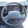 isuzu elf-truck 2020 25631403 image 30