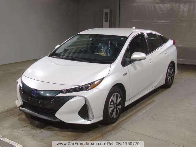 toyota prius-phv 2022 -TOYOTA--Prius PHV 6LA-ZVW52--ZVW52-3212769---TOYOTA--Prius PHV 6LA-ZVW52--ZVW52-3212769- image 1