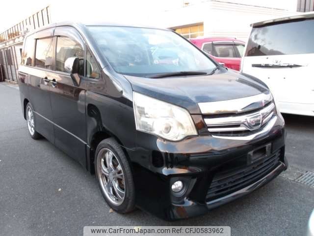 toyota noah 2011 -TOYOTA--Noah DBA-ZRR70Wｶｲ--ZRR70Wｶｲ-0447217---TOYOTA--Noah DBA-ZRR70Wｶｲ--ZRR70Wｶｲ-0447217- image 1