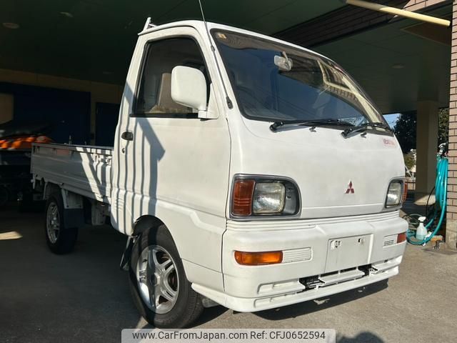 mitsubishi minicab-truck 1995 4b7c3734cefbda628d3e4f4829e07b87 image 2