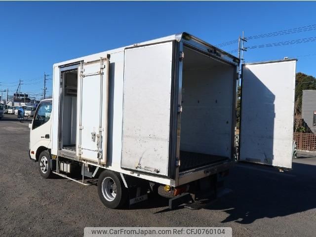 hino dutro 2015 CFJ0760104 image 1