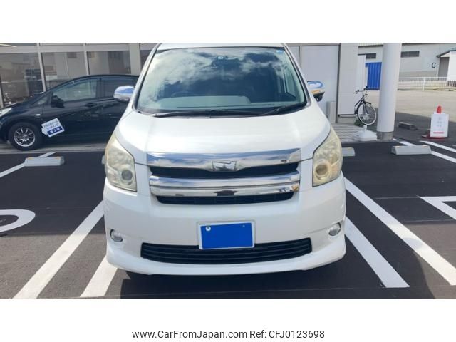 toyota noah 2007 -TOYOTA--Noah DBA-ZRR75W--ZRR75-0007118---TOYOTA--Noah DBA-ZRR75W--ZRR75-0007118- image 1