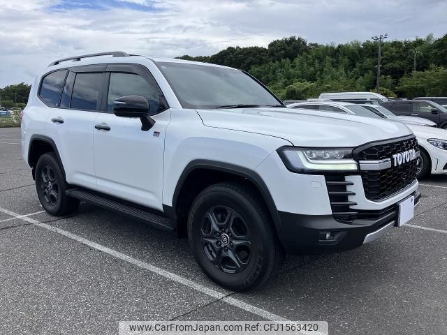 toyota land-cruiser 2023 CFJ1563420 image 1