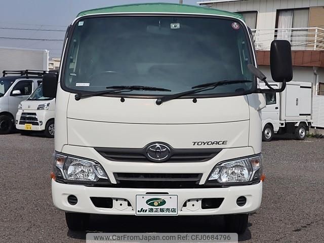 toyota toyoace 2017 CFJ0684796 image 2
