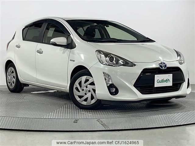 toyota aqua 2016 CFJ1624965 image 1