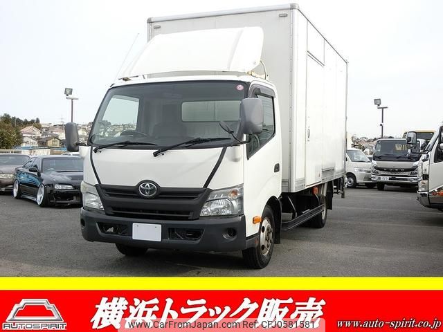 toyota dyna-truck 2012 GOO_NET_EXCHANGE_0504302A30241220W001 image 1