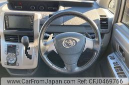 toyota voxy 2007 NIKYO_SA83343