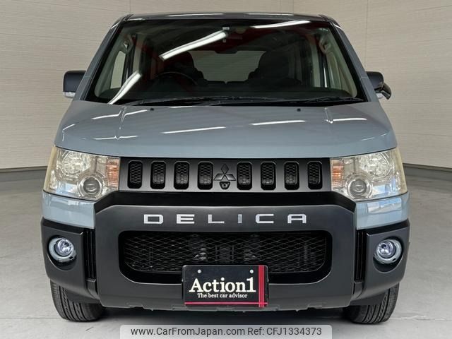 mitsubishi delica-d5 2008 297 image 2
