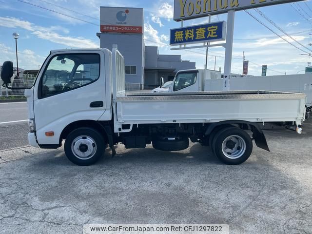 toyota dyna-truck 2017 GOO_NET_EXCHANGE_1300374A30250616W001 image 2