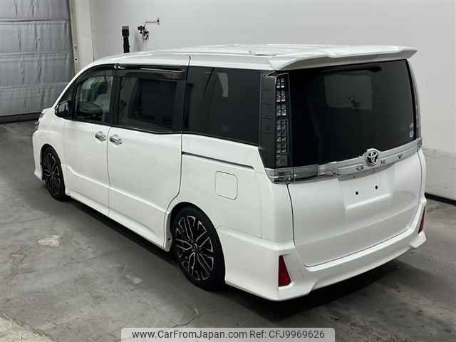 toyota voxy 2016 -TOYOTA--Voxy ZRR80W-0200930---TOYOTA--Voxy ZRR80W-0200930- image 2