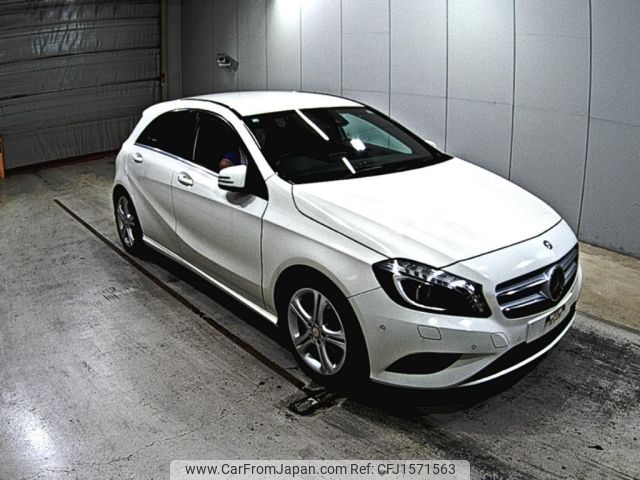 mercedes-benz a-class 2014 CFJ1571563 image 1