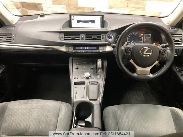 lexus ct 2018 CFJ1854421 image 2