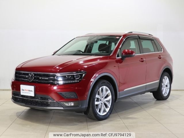 volkswagen tiguan 2020 -VOLKSWAGEN--VW Tiguan LDA-5NDFGF--WVGZZZ5NZKW921516---VOLKSWAGEN--VW Tiguan LDA-5NDFGF--WVGZZZ5NZKW921516- image 1