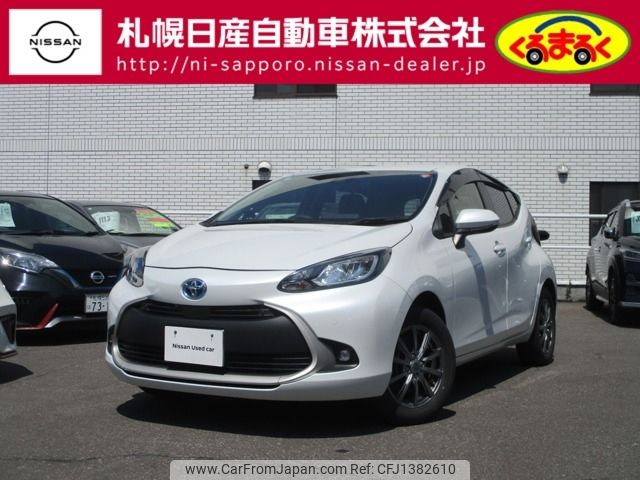 toyota aqua 2022 CFJ1382610 image 1