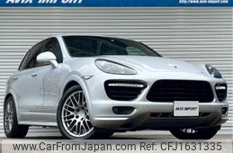 porsche cayenne 2012 CFJ1631335