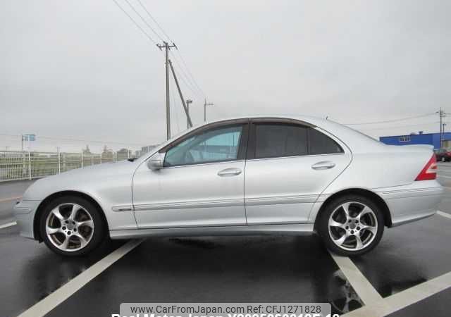mercedes-benz c-class 2007 646828-Y2025060012F-12 image 2