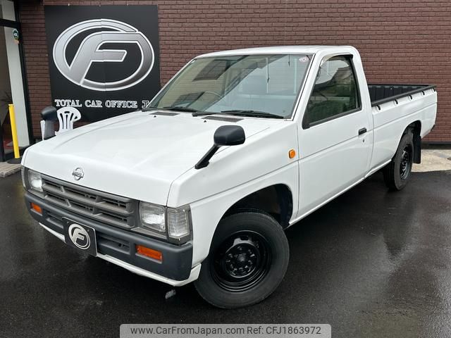 nissan dutsun-truck 1997 CFJ1863972 image 1