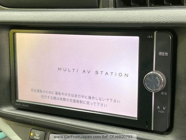 toyota aqua 2012 -TOYOTA--AQUA DAA-NHP10--NHP10-2024410---TOYOTA--AQUA DAA-NHP10--NHP10-2024410- image 2