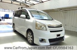 toyota noah 2009 ENHANCEAUTO_1_ea284918