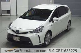toyota prius-α 2018 CFJ1633229