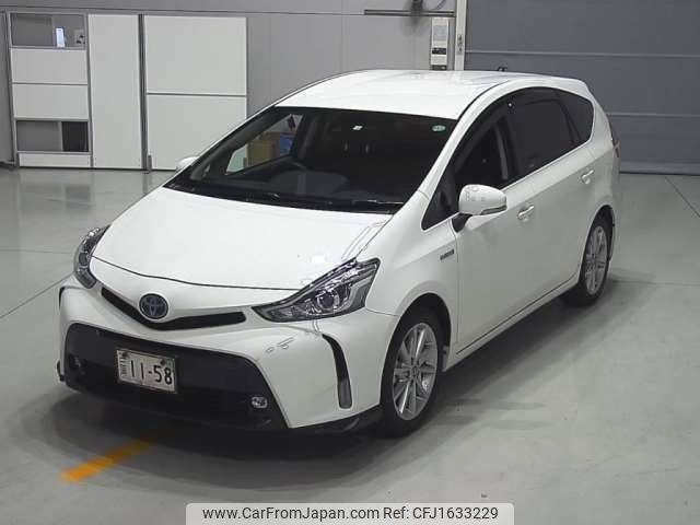 toyota prius-α 2018 CFJ1633229 image 1