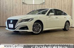toyota crown 2020 CFJ1500861
