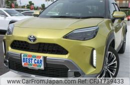 toyota yaris-cross 2023 CFJ1739433