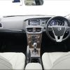 volvo v40 2016 CFJ1849115 image 24