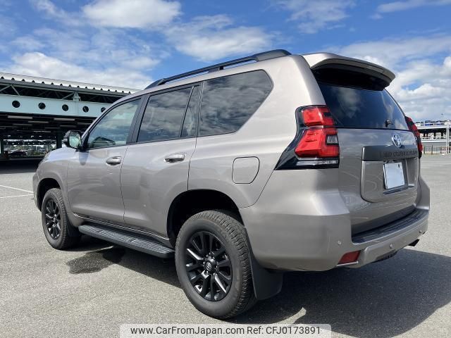 toyota land-cruiser-prado 2022 quick_quick_3BA-TRJ150W_TRJ150-0153797 image 2